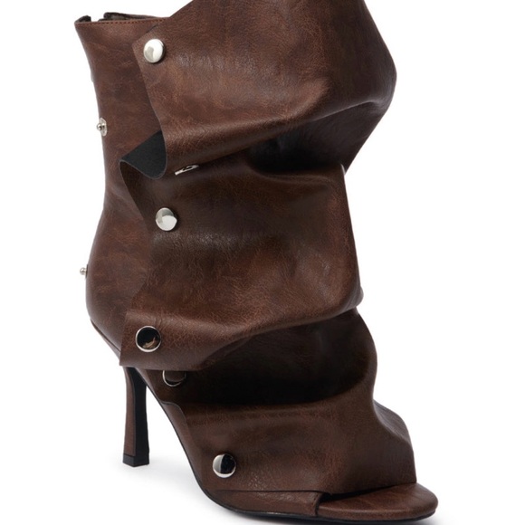 Azalea Wang Brown Leather Women's Bootie - Picture 3 of 3